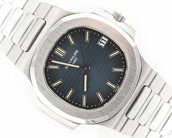 Patek Philippe Nautilus Steel Blue Dial 5800/1A-001 Full Set