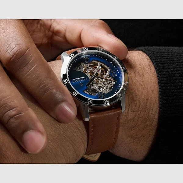 Dante II | Srebrzysty zegarek ze stali nierdzewnej z niebieską tarczą, widocznym mechanizmem i skórzanym paskiem - dla Mężczyzn - Seizmont