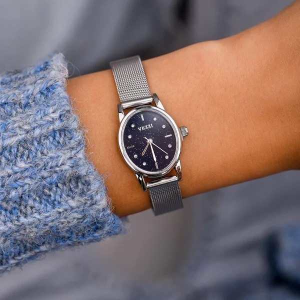 Zegarek Vezzi z granatową tarczą