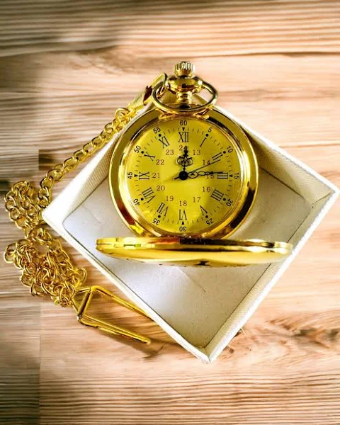 Zegarek Kieszonkowy koloru złotego w Stylu Retro z Możliwością Grawerowania