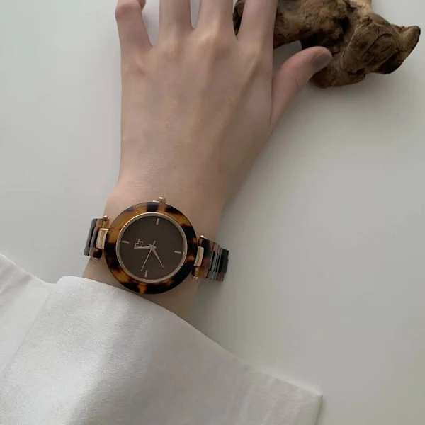 Nowy zegarek damski w stylu vintage Luksusowa marka Casual Dress Clock Bursztynowa bransoletka z