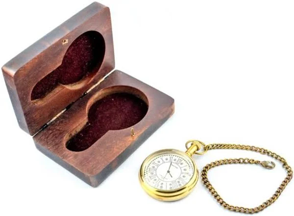Zegarek z Łańcuszkiem w Pudełku Drewnianym