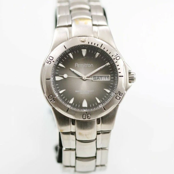 Zegarek Armitron Męski Dzień Data Srebrny Bateria Ze Stali Nierdzewnej