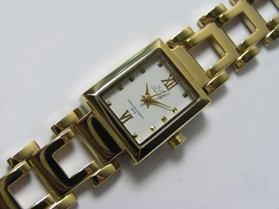 Zegarek damski JVD J5021.3