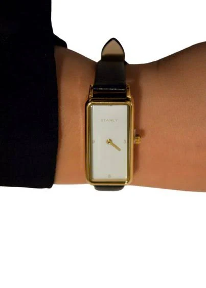 Damski zegarek na skórzanym pasku koperta kolor złoty