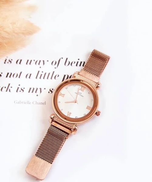 Giorgio & Dario Women's Watch With A Magnet Bracelet Rose Gold