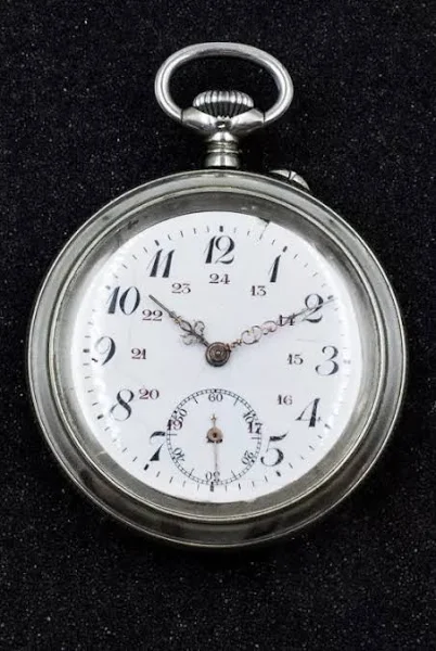 Antyczny Metalowy Zegarek Kieszonkowy