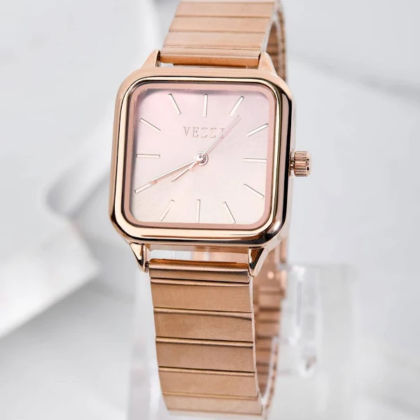 Zegarek kwadratowa tarcza