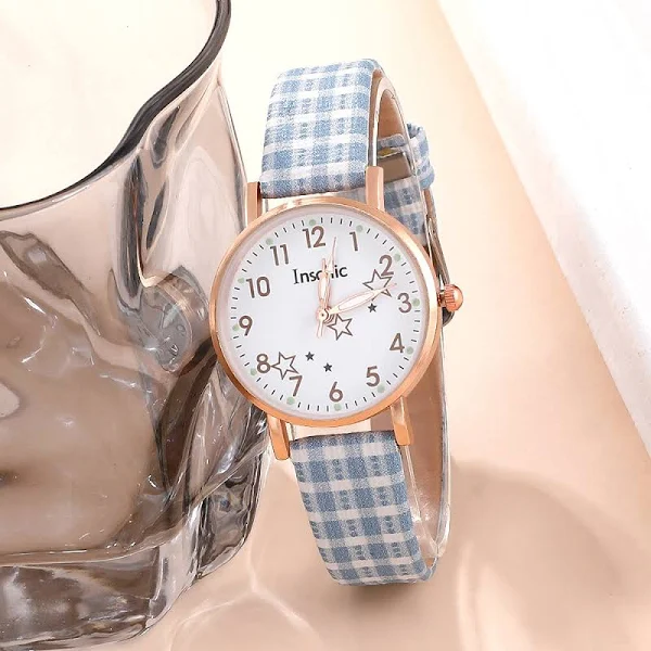 Damski zegarek z motywem gwiazd